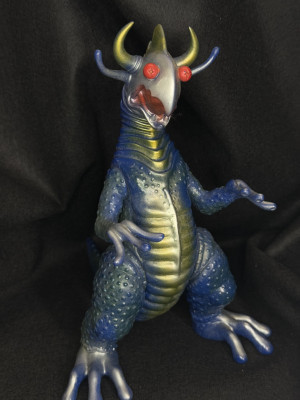 マーミット　Marmit　ギドン　ソフビ