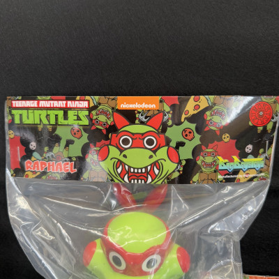 アーティストトイ ミュータント・ニンジャ・タートルズ　ラファエロ　ソフビ　izumonster  イズモンスター　bigboystoys  code coner 未開封