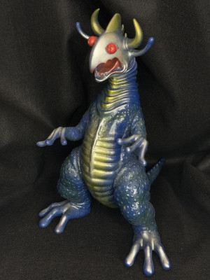 マーミット　Marmit　ギドン　ソフビ