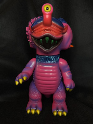 シークレットベース　ЯOR I-3 精密機械怪獣 - PURPLE Ver.   Magnet monster