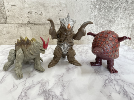 バンダイ　怪獣シリーズ　ガクマ　タッコング　リガトロン　パンドン　サタンビートル　ペンゼン星人　レッドキング　7体セット　ソフビ