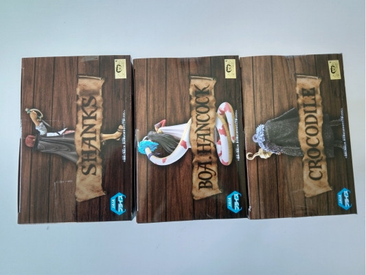 ワンピース バンダイ クロコダイル シャンクス ボア･ハンコック ONEPIECE BANDAI