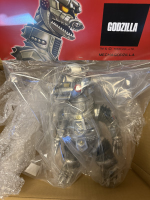 ☆新品未使用品☆Kaiju One  メカゴジラ(1974) ソフビ　墓場の画廊