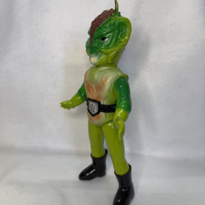 ユニファイブ 仮面ライダーサラセニアン ソフビ