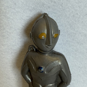 ウルトラマン 風 ポリ製 フィギュア 約11cm パチ　無版権
